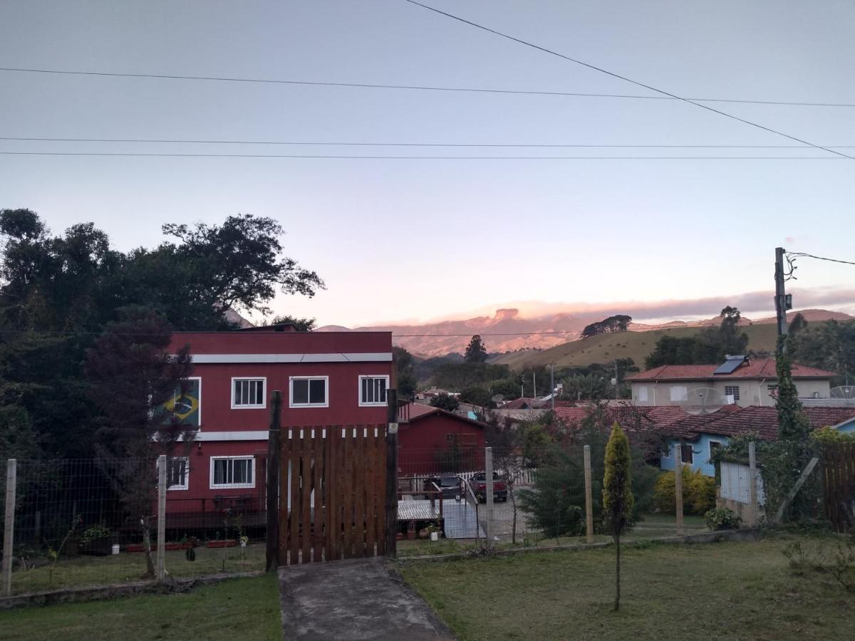 Quarto Aconchegante São Bento do Sapucaí Eksteriør billede